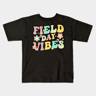 Groovy Retro Field Day Vibes Funny gift for boys girls kids Kids T-Shirt